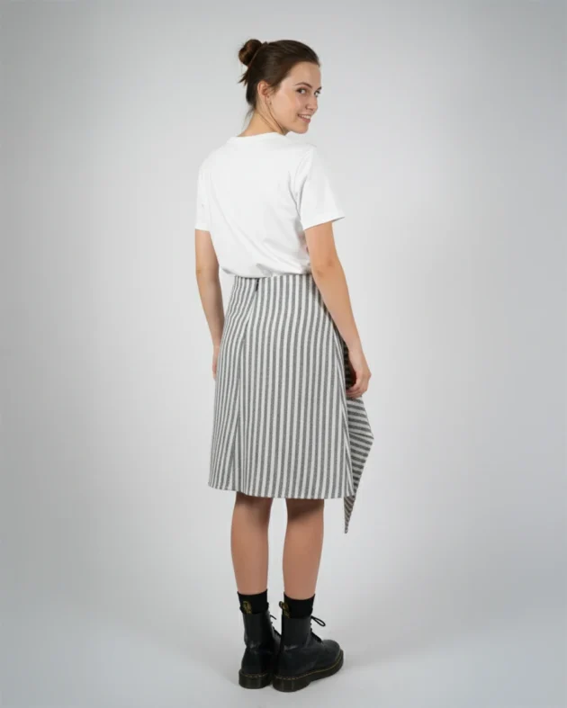 Falda Midi Lona a rayas B/N