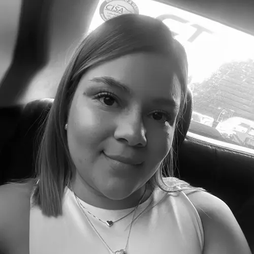 Volunteers 45 MANUELA SANCHEZ PUERTA