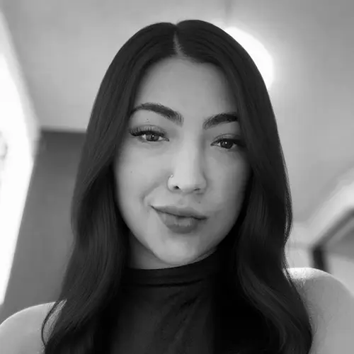 Volunteers 40 Maria Salome Munera