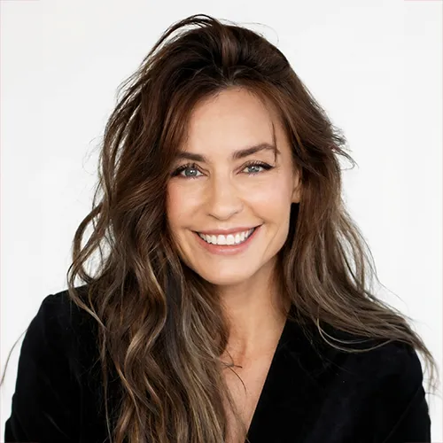 Marcela Mar
